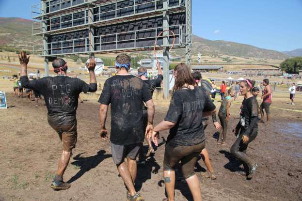 And they aren't too proud to get really dirty just for fun! (Poor Meigi, she looks almost frozen, just 3 days back from Panama.)